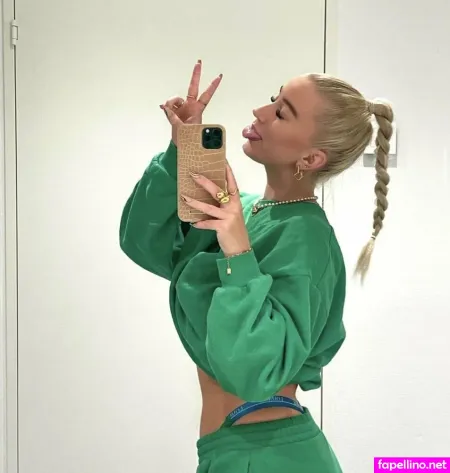 Josefine Simone OnlyFans Thumbnail #AqxhTnXQth