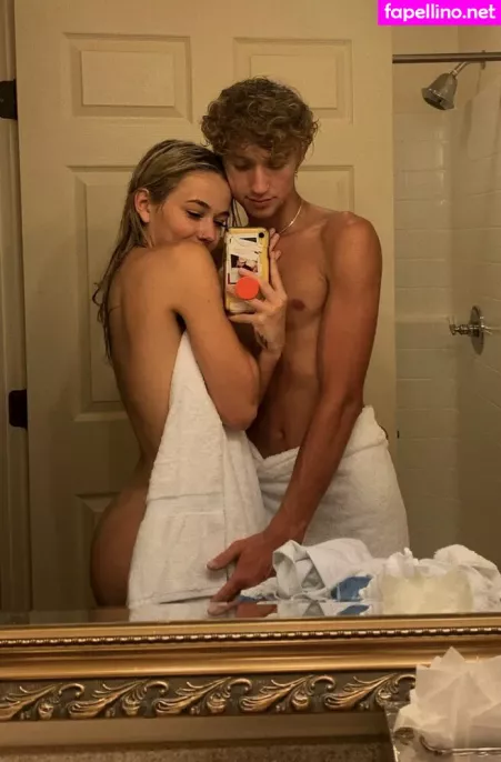 Joselle Courchaine OnlyFans Thumbnail #I4K4L4fZ8n