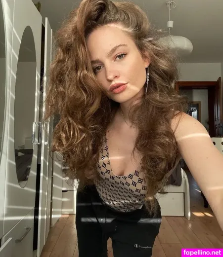 Josephine Lck OnlyFans Thumbnail #e1ryihZ77H