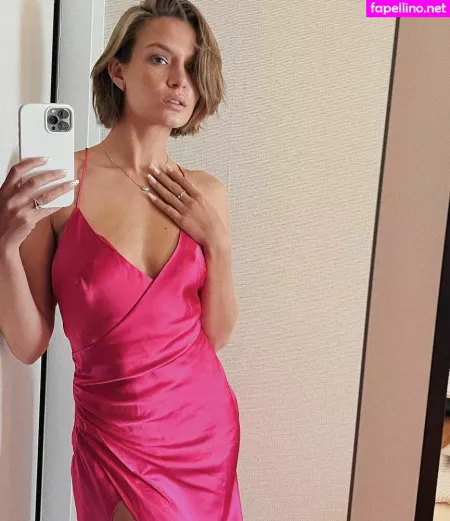 Josephine Skriver OnlyFans Thumbnail #UzT5tesqXA