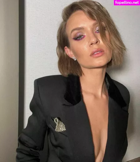 Josephine Skriver OnlyFans Thumbnail #Vlx0BDWiSU