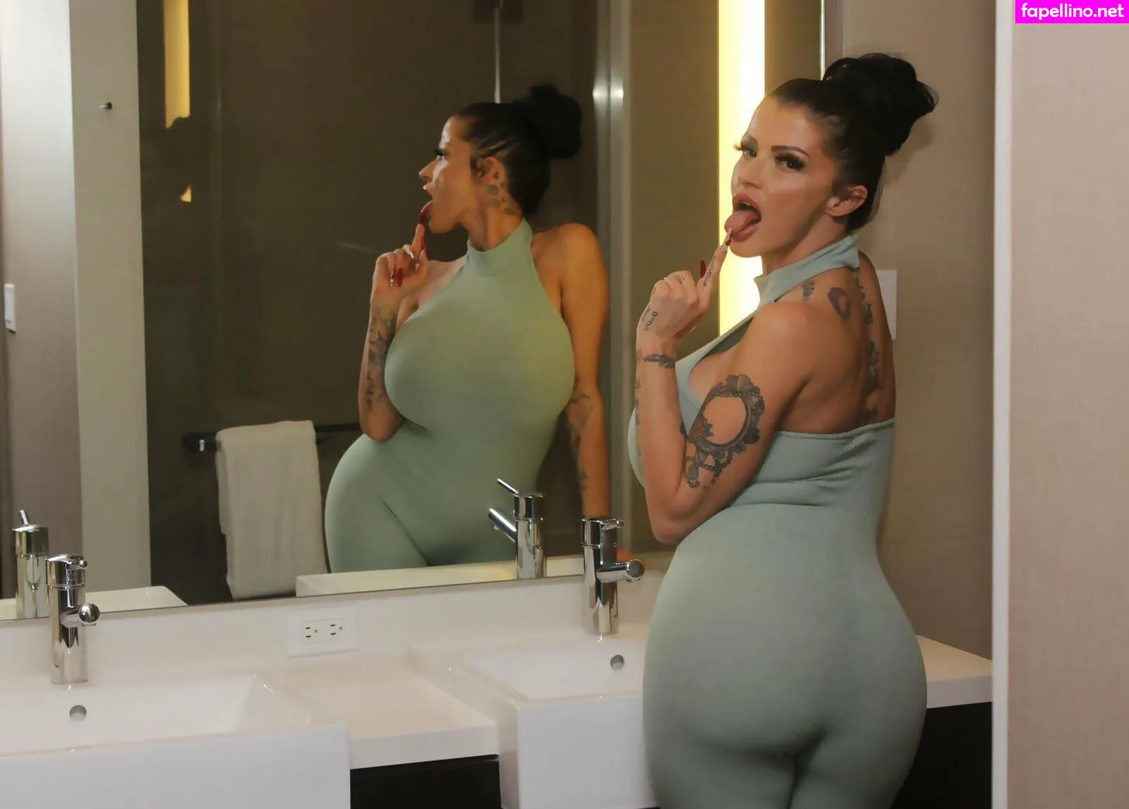 joslynjames, joslynworld_ Nude Leaked OnlyFans Photo #0Mjl2GZu5h