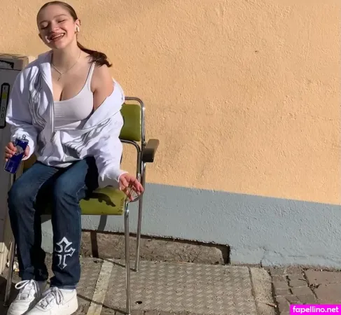 Josy Vogler OnlyFans Thumbnail #6x1Xv7VTPq