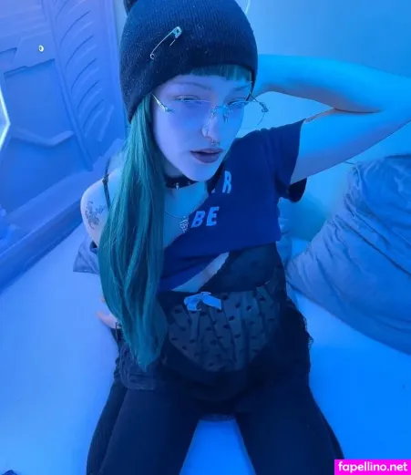 Josy Vogler OnlyFans Thumbnail #JGEdu9YpiA