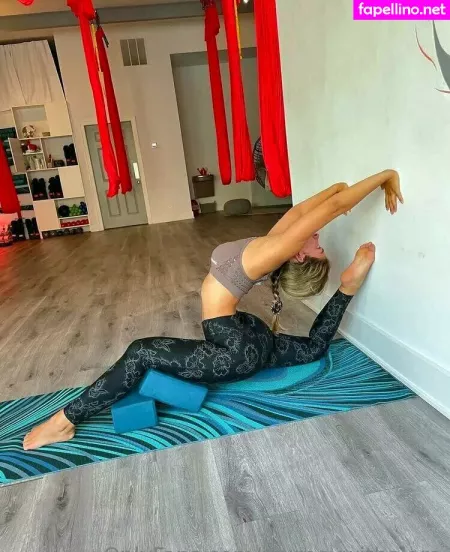 Journeywithalora OnlyFans Thumbnail #QnlfL5kVC0