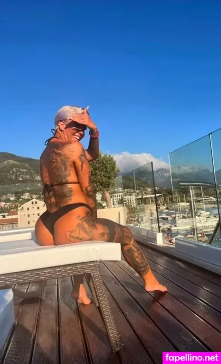 Jovana Popovic OnlyFans Thumbnail #2D2URcteJA