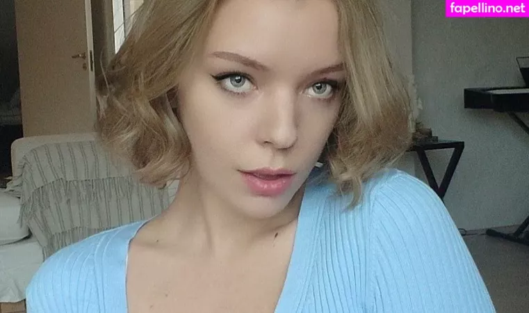 Jovifragole OnlyFans Thumbnail #CAZWdjicyZ