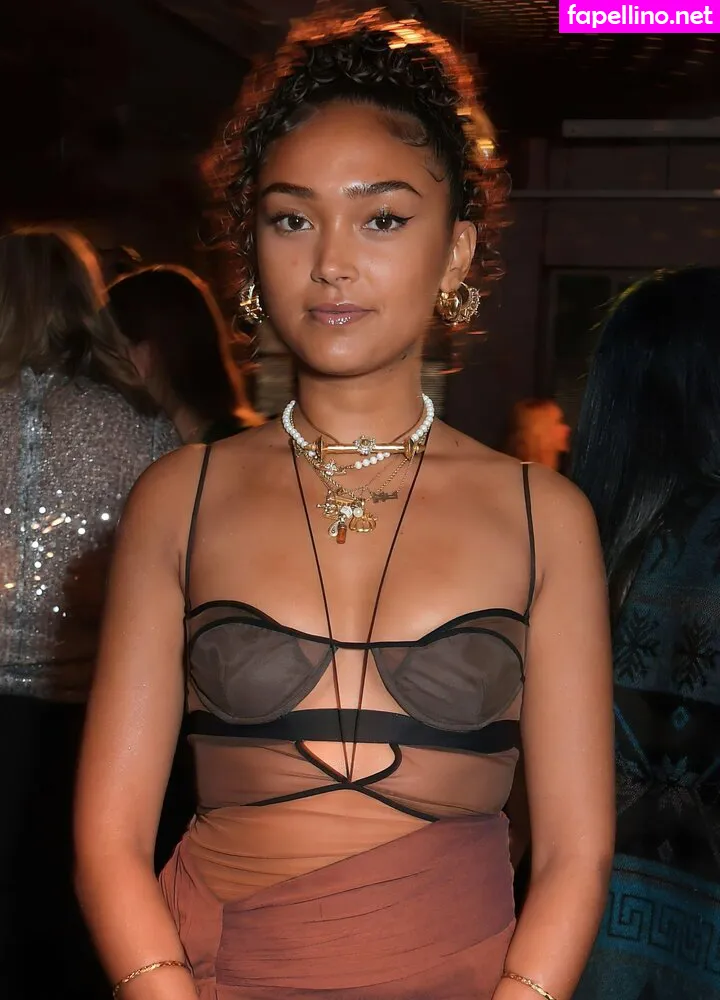 joycrookes, veronicaxbee Nude Leaked OnlyFans Photo #BE2vgl85EB