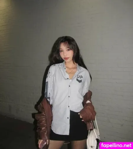 Joyce Htet OnlyFans Thumbnail #EjkS6jJtmd