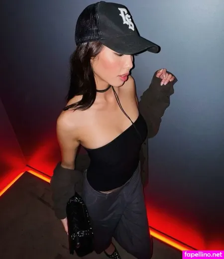 Joyce Htet OnlyFans Thumbnail #rxmBwOLEon