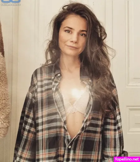 Joyce Ilg OnlyFans Thumbnail #6g1VXrxkxf