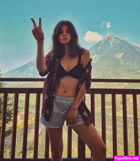 Joyce Ilg OnlyFans Thumbnail #B24F3I0mrG