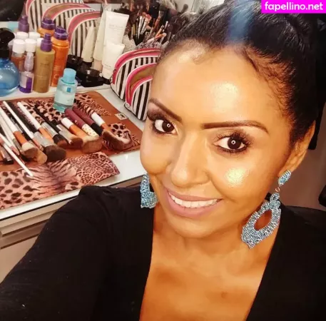 Joyce Oliveira OnlyFans Thumbnail #ebd54rcXKV