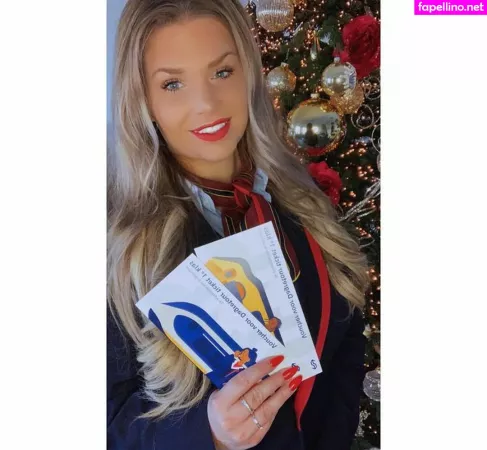Joyce Straten OnlyFans Thumbnail #cCX9Masg3n