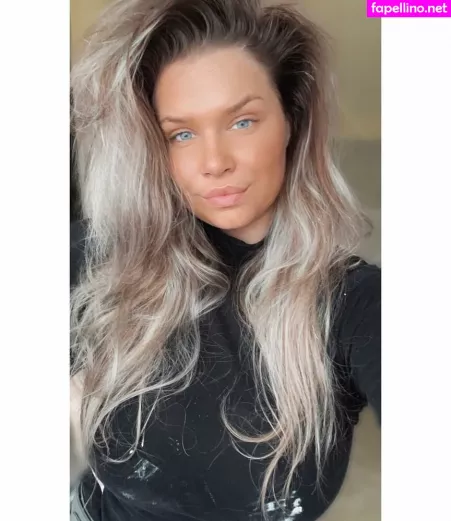 Joyce Straten OnlyFans Thumbnail #wMdXrX7WwE