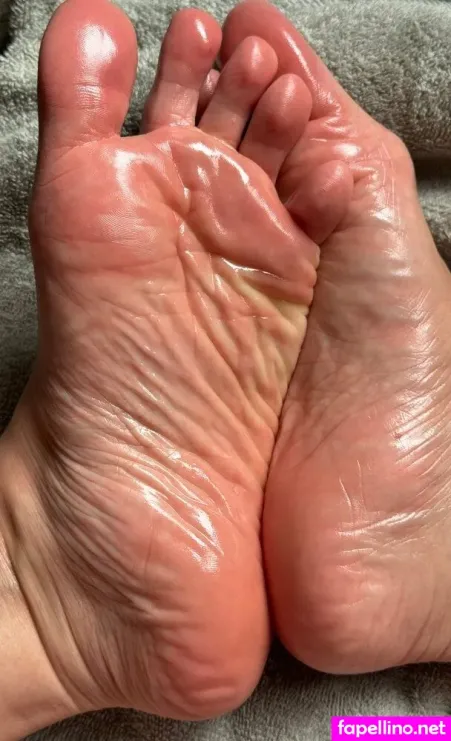 Joyfullfeet OnlyFans Thumbnail #0JUIO5iWZ9