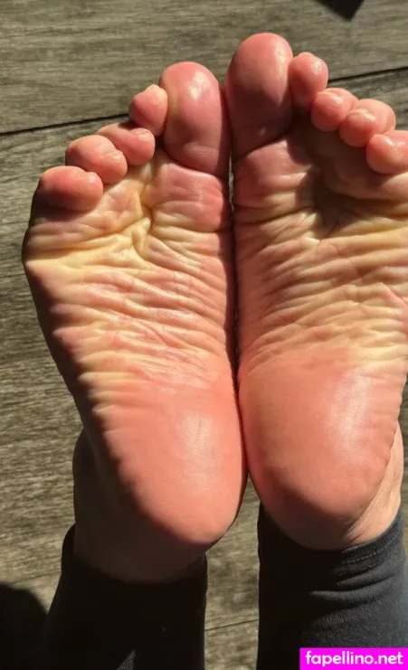 Joyfullfeet OnlyFans Thumbnail #GpKwS7Ear4