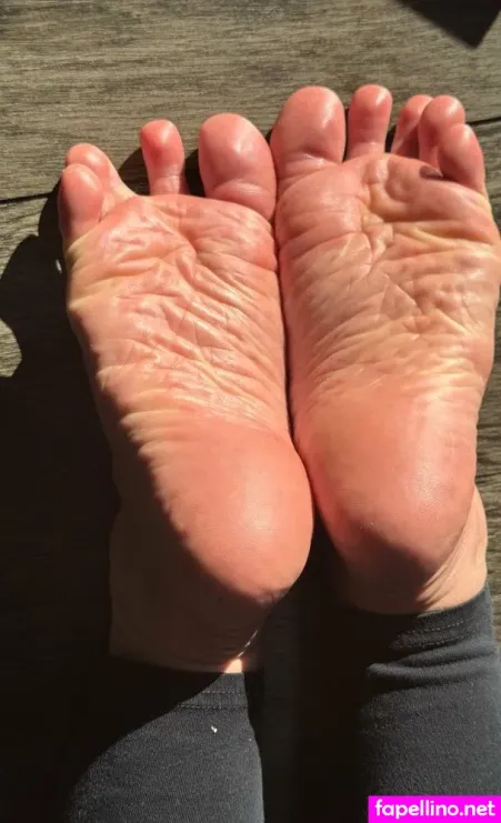 Joyfullfeet OnlyFans Thumbnail #R6yl8EFMQP