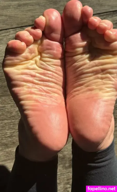 Joyfullfeet OnlyFans Thumbnail #RpP8s7MUCd