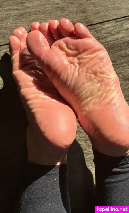 Joyfullfeet OnlyFans Thumbnail #bJbAJpgOC7