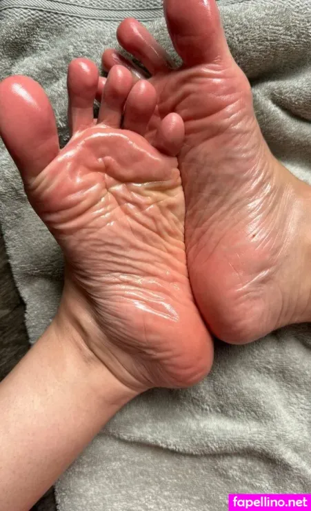Joyfullfeet OnlyFans Thumbnail #cXRQp2IRd3
