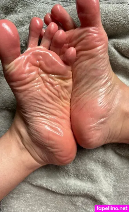 Joyfullfeet OnlyFans Thumbnail #nO5yOuBBB6