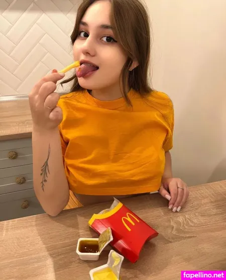 Joylucy OnlyFans Thumbnail #0okB9sHBsR