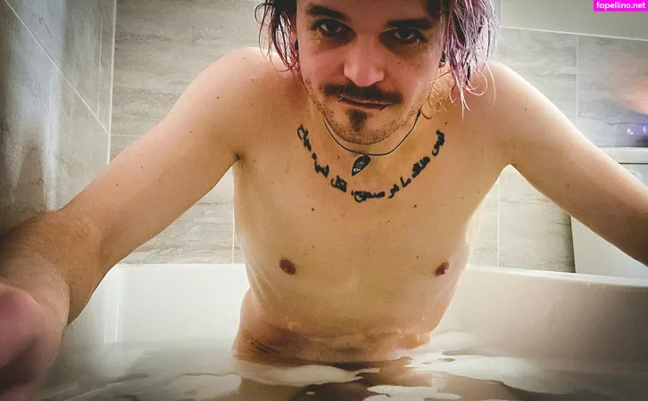 Joystiknik OnlyFans Thumbnail #UqwAeLrWIf