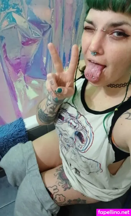 Juanastoner OnlyFans Thumbnail #sg2tEb9ciu