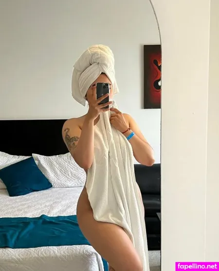 Juanita Calderon OnlyFans Thumbnail #1S2nipGEFB