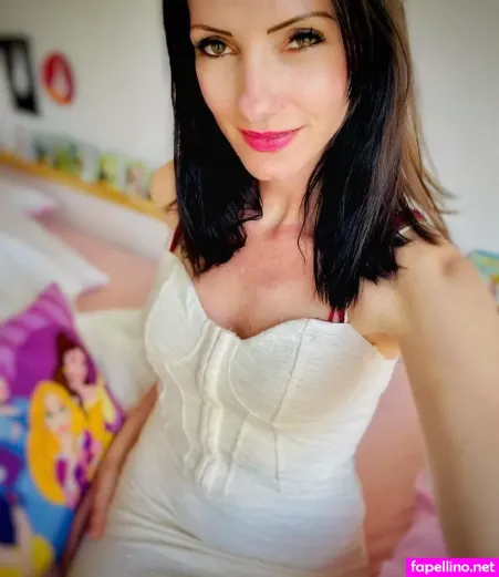 Judi Lieb Judy Lieb Nylonmum OnlyFans Thumbnail #nTuJ0onmNA