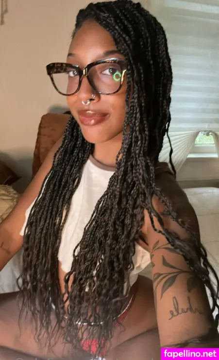 Juice Box Bri OnlyFans Thumbnail #4Aftq2fxtR