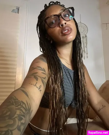 Juice Box Bri OnlyFans Thumbnail #7X7T4CtZza