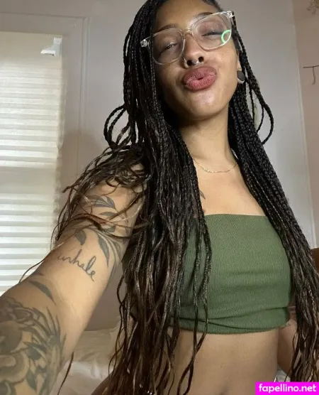 Juice Box Bri OnlyFans Thumbnail #A3BwUsfw7f