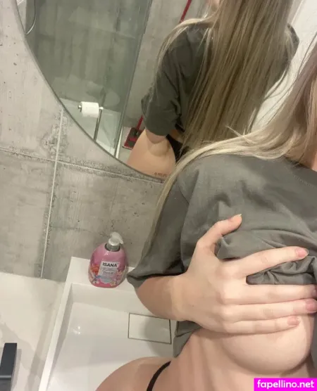 Juicy Aria 1 OnlyFans Thumbnail #lHM0awYwTA
