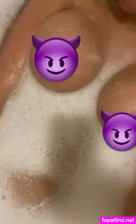 Juicy Jessica OnlyFans Thumbnail #2c1AobN7i4