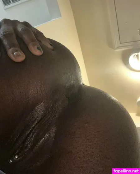 Juicy Jezebelfree OnlyFans Thumbnail #8NYN7FqdLy