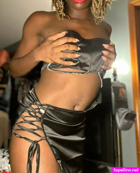 Juicy Jezebelfree OnlyFans Thumbnail #O7Wlmrz7N8