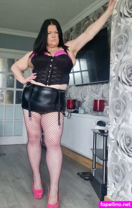 Juicy Julietxx OnlyFans Thumbnail #CYENkraJlA