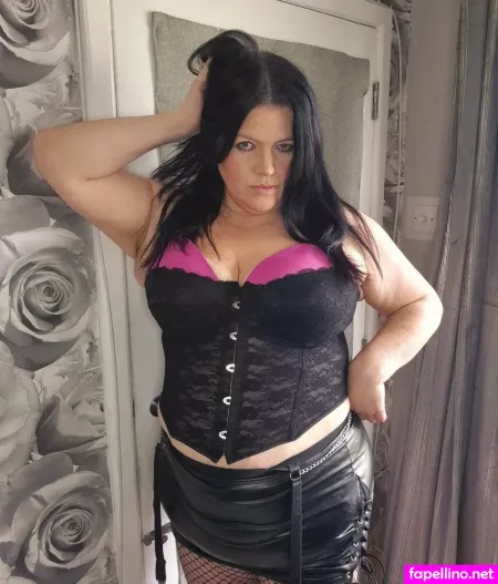 Juicy Julietxx OnlyFans Thumbnail #fZDusH8DL3