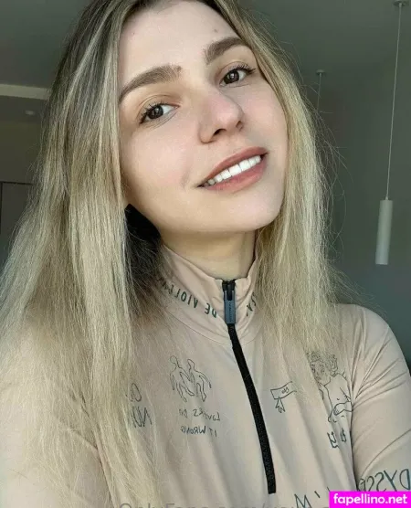 Juicy Katie OnlyFans Thumbnail #CmdpZTTyja