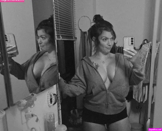 Juicybarbie23xoxo OnlyFans Thumbnail #8NBTU8QieP