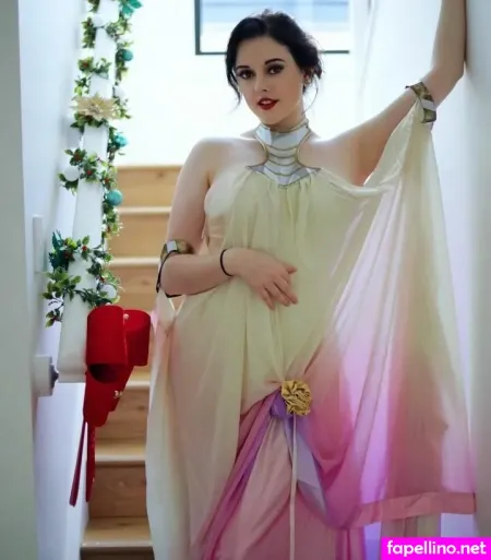 Juicyiris OnlyFans Thumbnail #e6HUTySJ83