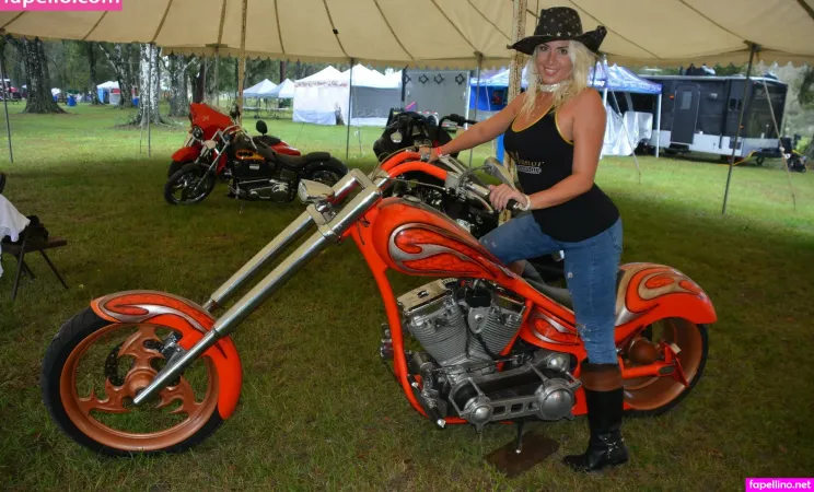 Juicyjen OnlyFans Thumbnail #TfxIuNK5mf