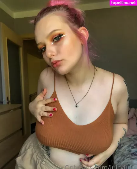 Juicyjuus OnlyFans Thumbnail #Emrt3xQ0Vd