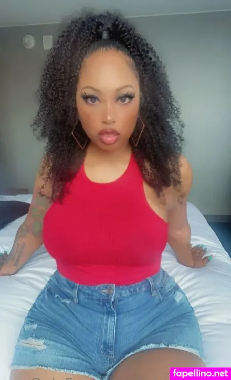 Juicyjvapors OnlyFans Thumbnail #nrVew8PjeH