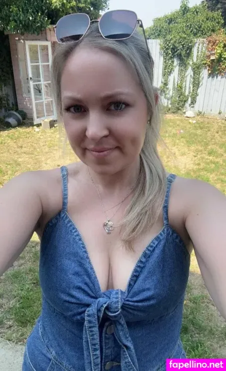 Juicylucybaker OnlyFans Thumbnail #hVCisAwFU1