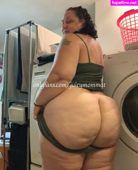 Juicymommat OnlyFans Thumbnail #4jpNTPEvyC