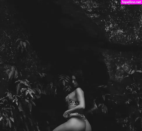 Juju Bellini OnlyFans Thumbnail #YDd3MrUZo5