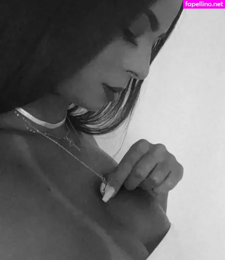 Juju Bellini OnlyFans Thumbnail #gGSRe72Ru9